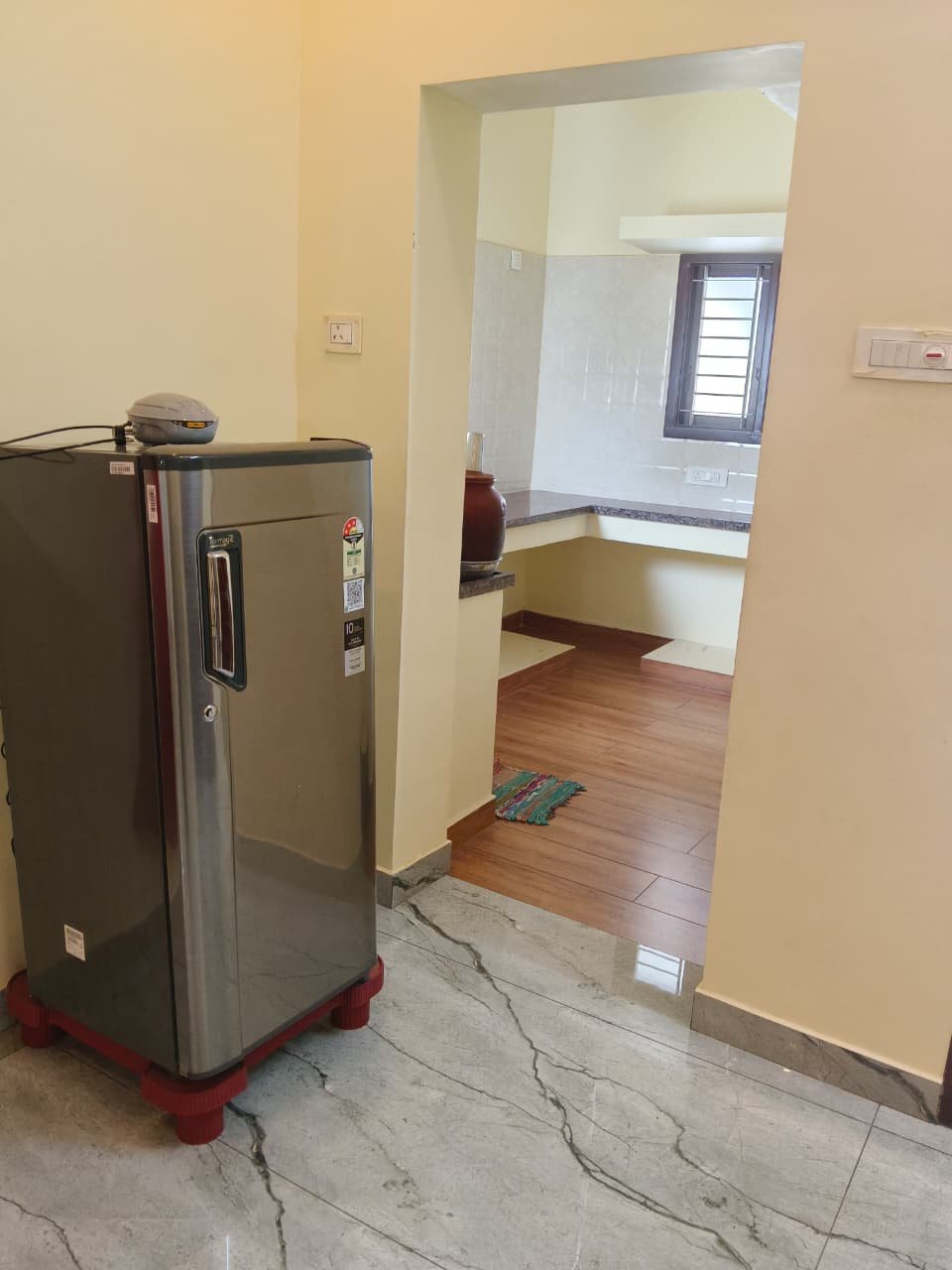 Neat and welcoming room interior